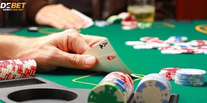 Cùng Debet tìm hiểu cách chơi Poker